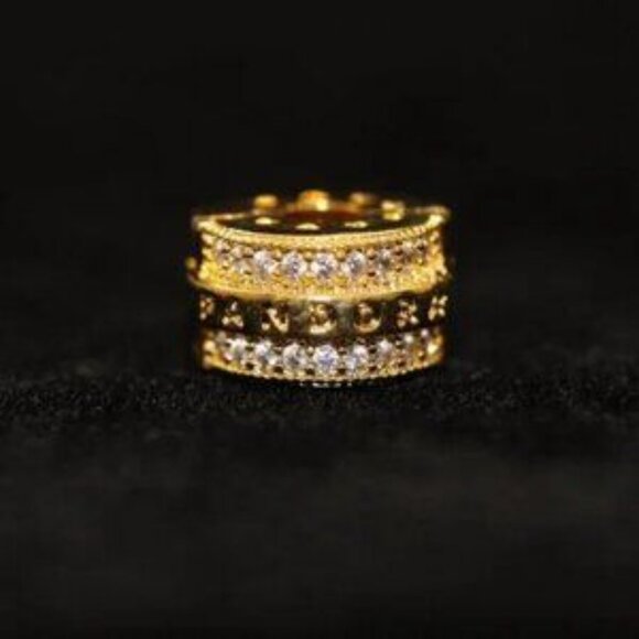 Pandora Sparkling Pav?? Lines & Logo Clip Charm - Picture 5 of 5